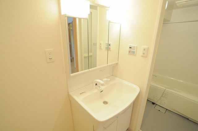 洗面設備　※別室参考写真