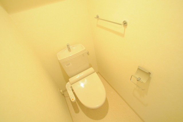 トイレ　※別室参考写真