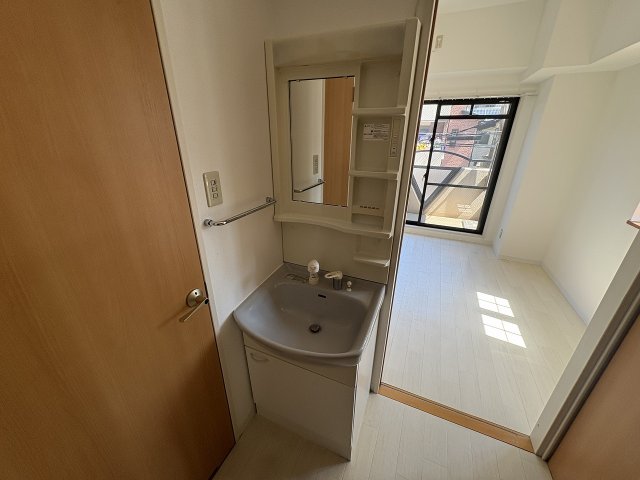 玄関　明るい玄関です