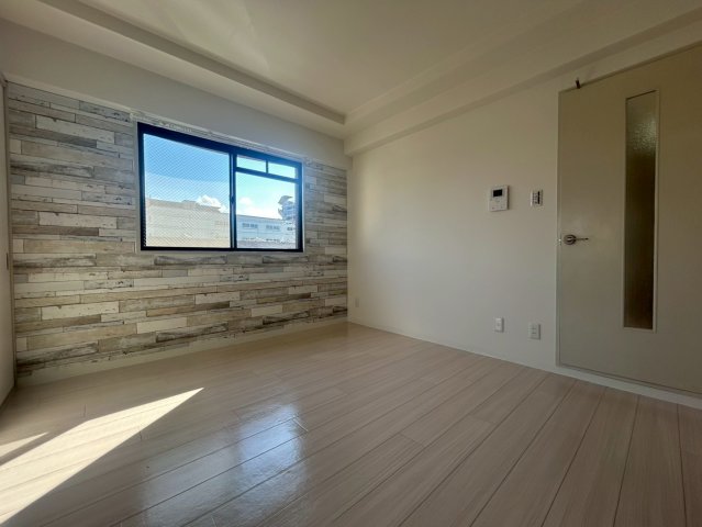 居室・リビング　※別号室参考写真