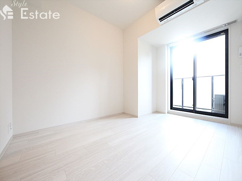 居室・リビング　内装