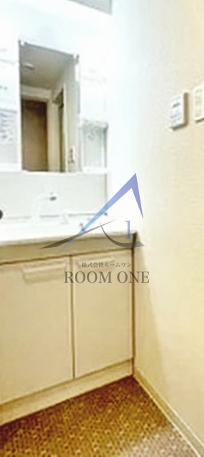 洗面設備　独立洗面台です。