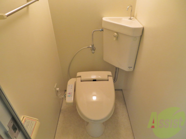 トイレ　トイレにはウォッシュレットが付いております