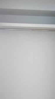 収納　ハンガーパイプ付きクローゼット