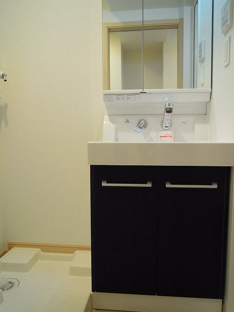 洗面設備　嬉しい独立洗面台