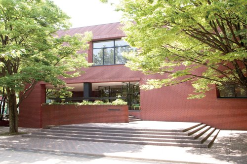 大学・短大　私立学習院女子大学（大学・短大）まで275m