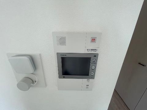 セキュリティ　カメラ付インターホン（イメージ）