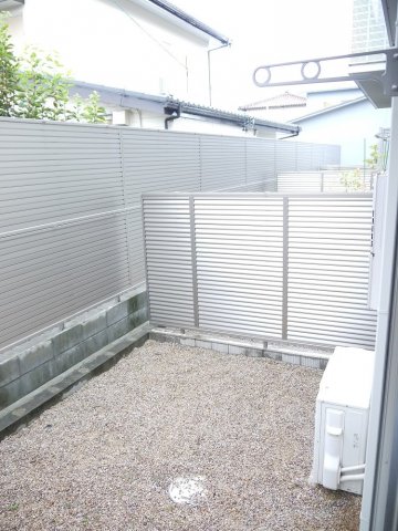 バルコニー　庭