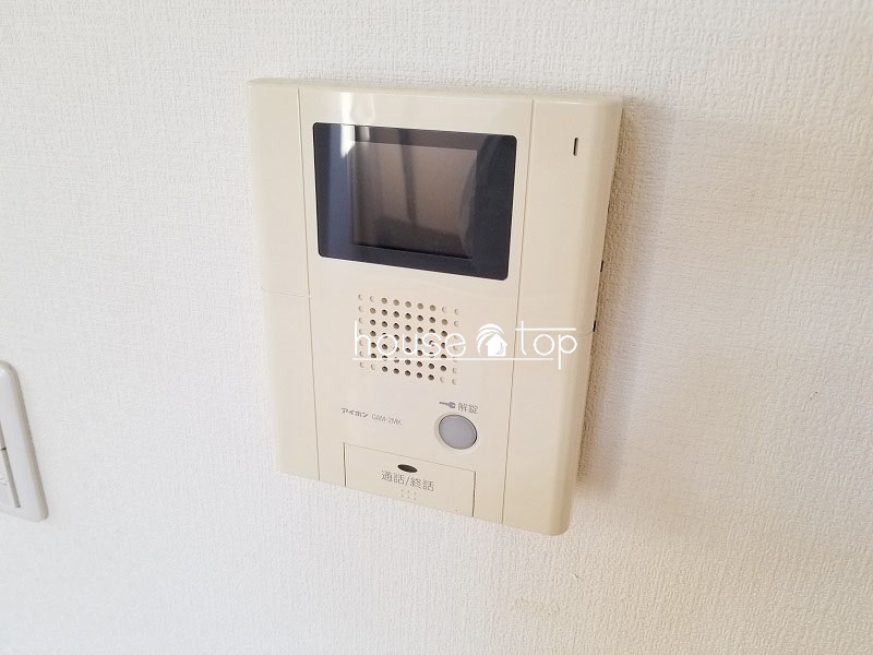 セキュリティ　ＴＶモニターホンでオートロックの解除も可能です♪