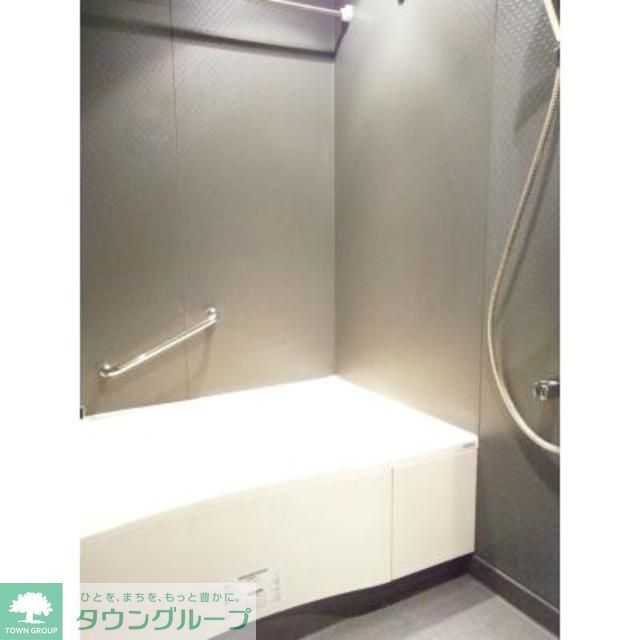 バス・シャワールーム　※写真は同タイプ住戸です。