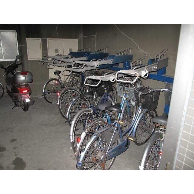 駐車場　駐輪場