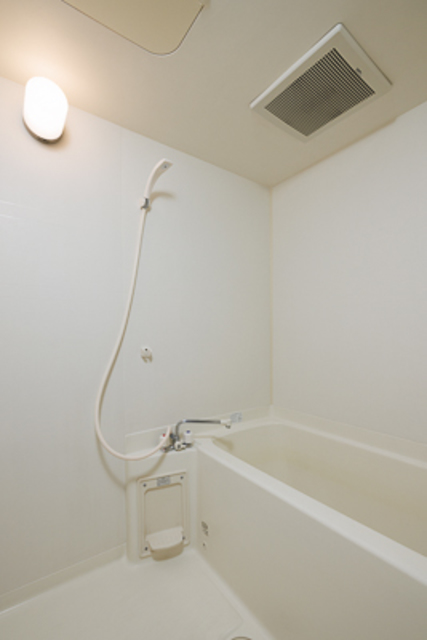 バス・シャワールーム　※写真は同タイプ住戸です。