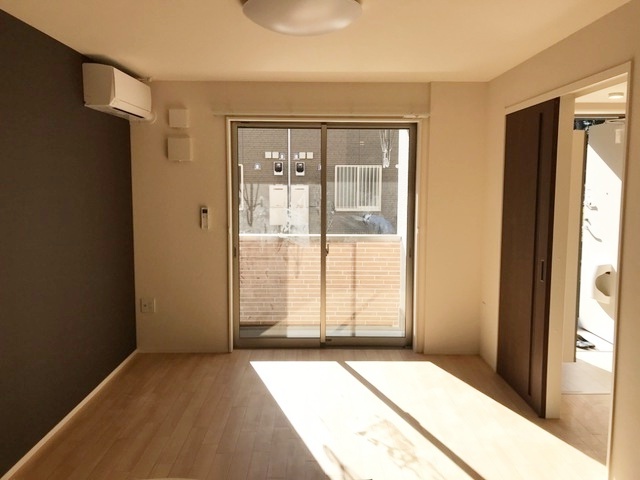 居室・リビング　開放感のあるゆったりとしたお部屋です♪