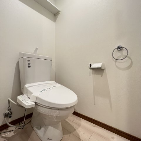 トイレ　同仕様タイプです
