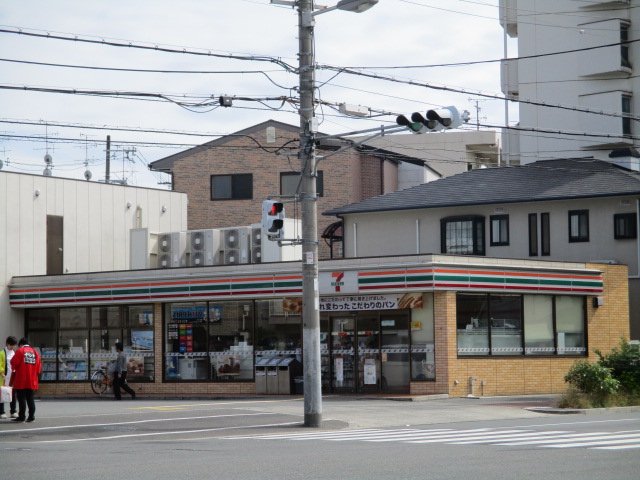 コンビニ　セブンイレブン 大阪菅原1丁目店（コンビニ）まで130m