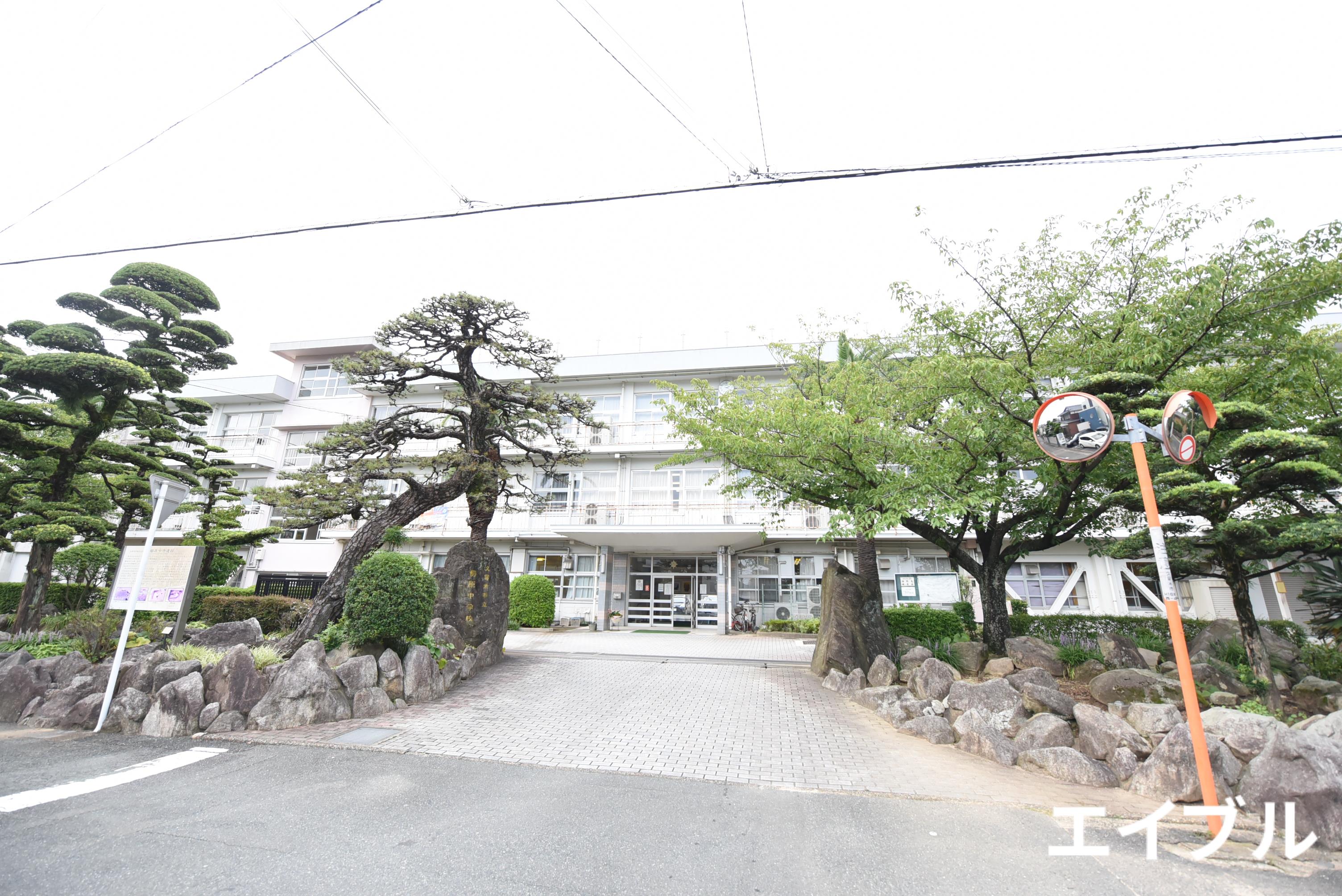 中学校　久留米市立櫛原中学校（中学校）まで448m