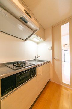 キッチン　※同タイプの別のお部屋です。