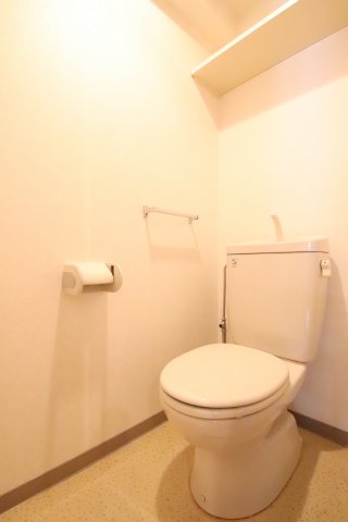 トイレ　シンプルで使いやすいトイレです