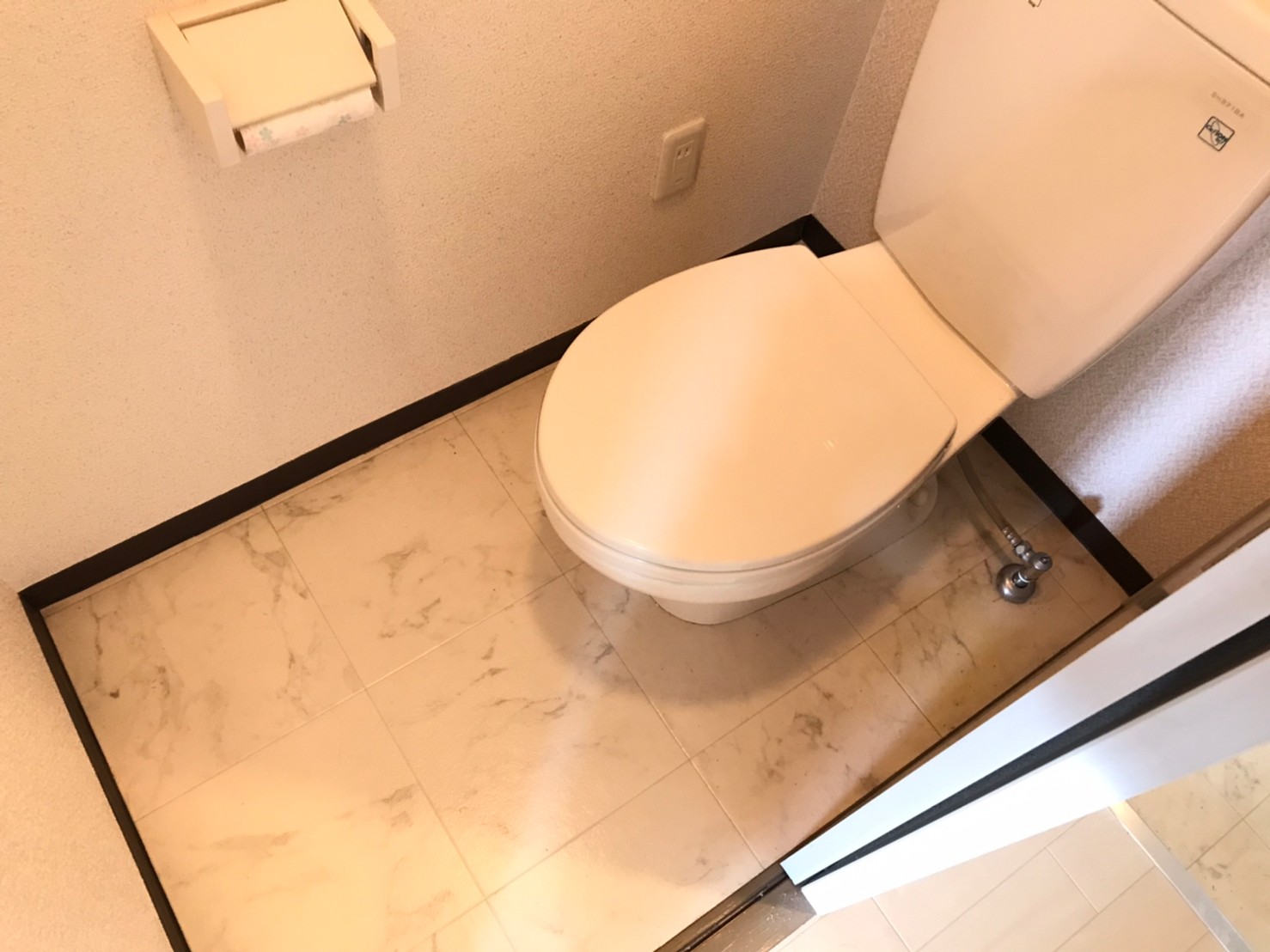 トイレ　同建物別部屋を使用