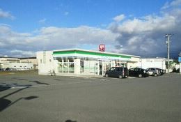 コンビニ　ファミリーマート通町店（コンビニ）まで1147m