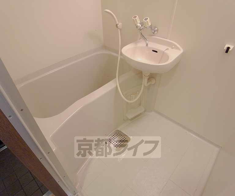 バス・シャワールーム　セパレートですよ・