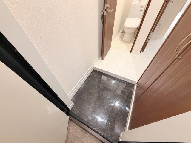 玄関　素敵な玄関は毎朝あなたを元気に送りだしてくれますよ。