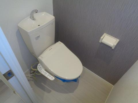 トイレ　シャワー付トイレ