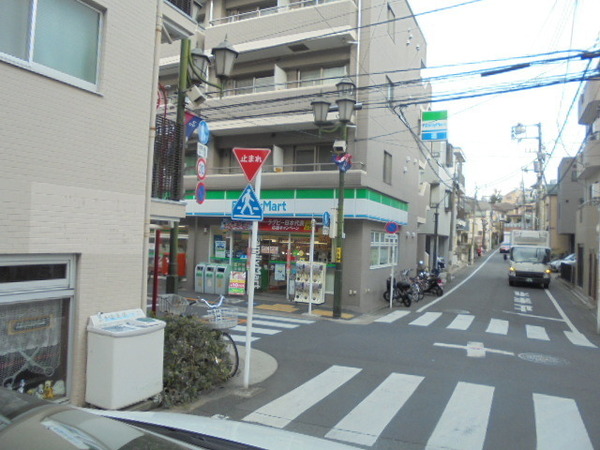 コンビニ　ファミリーマート田中屋西大井店（コンビニ）まで1071m