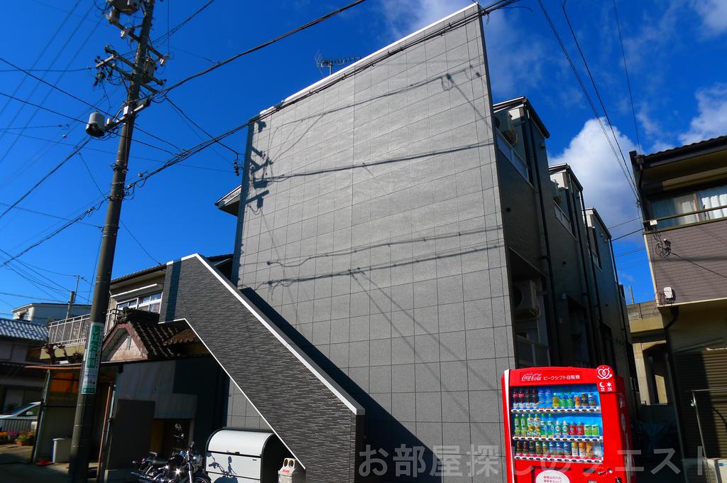建物外観　オシャレなデザイナーズアパート☆