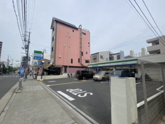 コンビニ　ファミリーマート 新北野三丁目店（コンビニ）まで287m