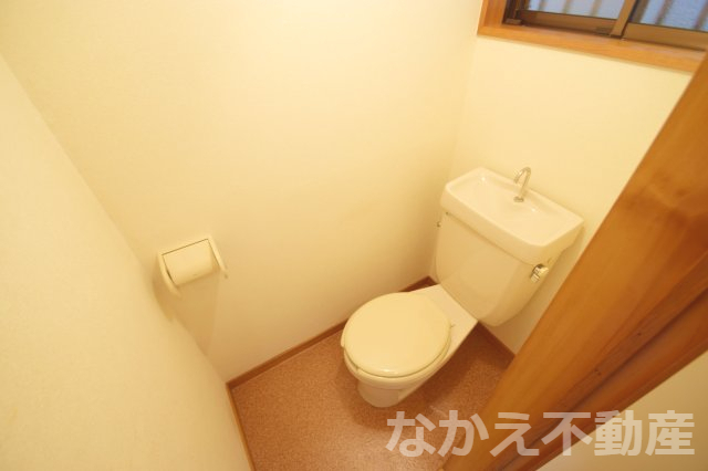 トイレ　清潔感のあるトイレです