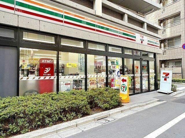 コンビニ　セブンイレブン中央区湊1丁目店（コンビニ）まで52m