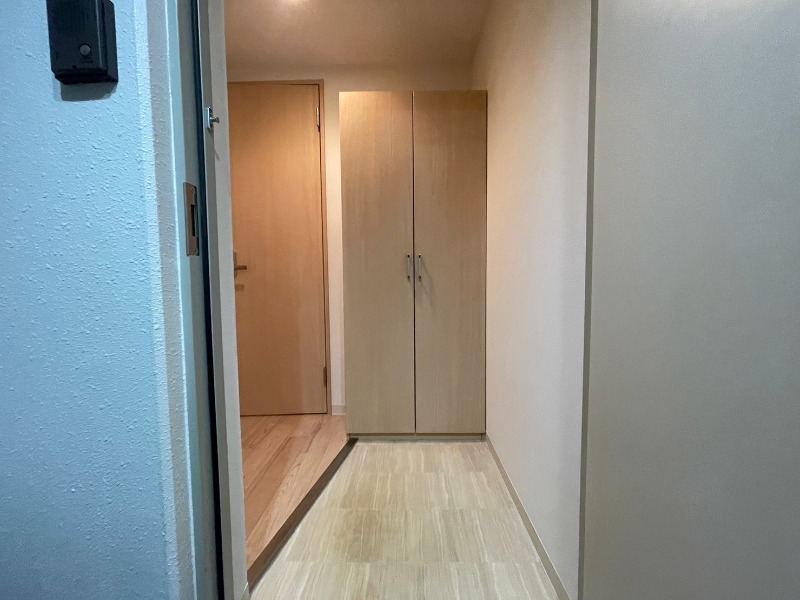 玄関　玄関の様子です。明るい印象ですね。気分もあがりそう。