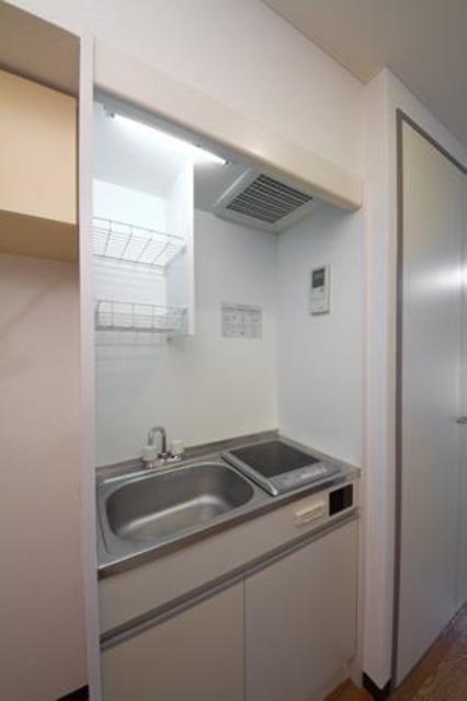 キッチン　※写真は同タイプ住戸です。