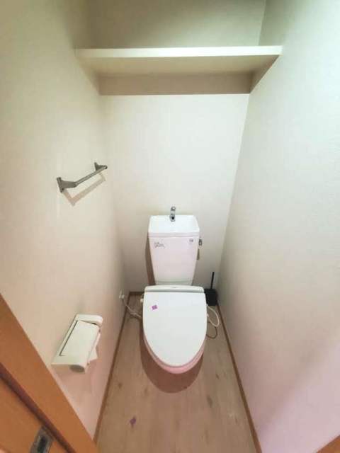 トイレ　同仕様参考写真