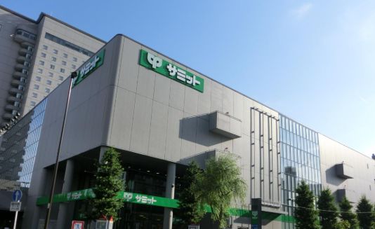 スーパー　サミットストア イースト21店（スーパー）まで353m