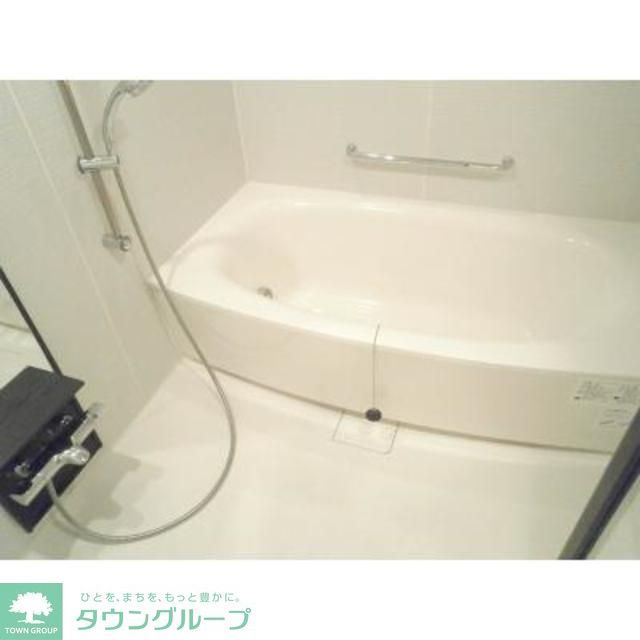 バス・シャワールーム　※写真は同タイプ住戸です。