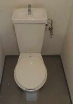 トイレ　清潔感のあるトイレです