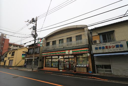 コンビニ　セブンイレブン墨田八広５丁目店（コンビニ）まで515m