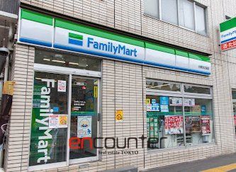 コンビニ　ファミリーマート台東池之端店（コンビニ）まで80m
