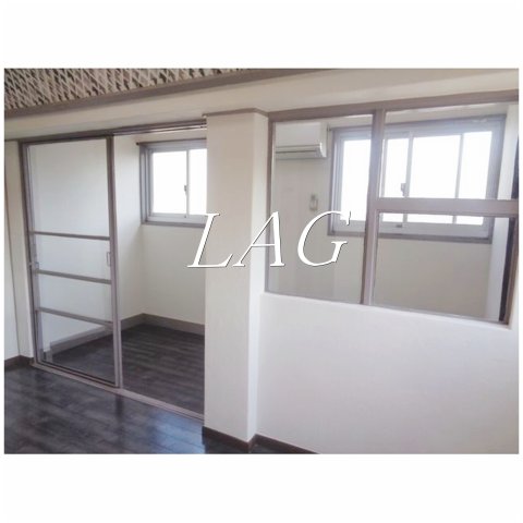居室・リビング　洋室のお部屋です。