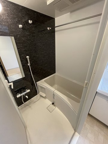 バス・シャワールーム　別のお部屋の写真です