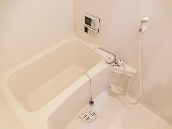 バス・シャワールーム　キレイな浴室です！