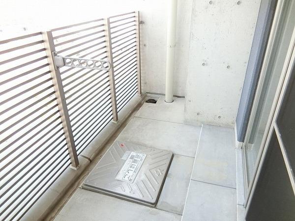 バルコニー　広々ベランダ！