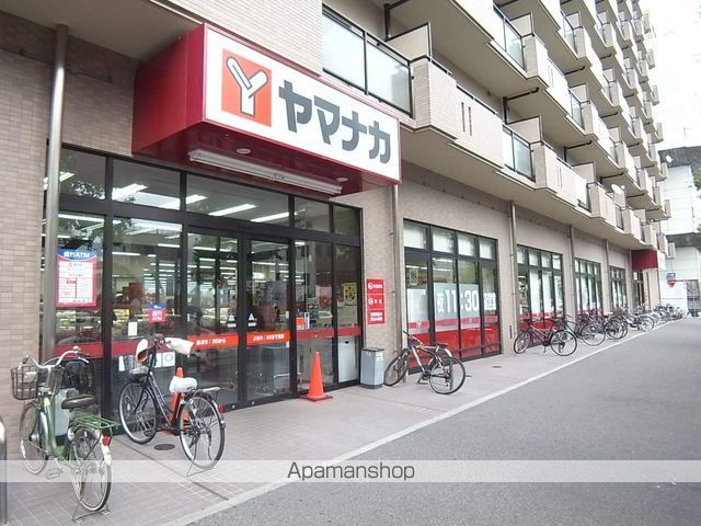 スーパー　ヤマナカつるまい店（スーパー）まで681m