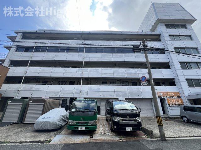 建物外観　外観は落ち着いています