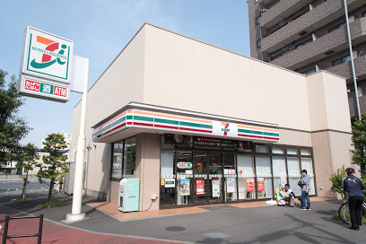 コンビニ　セブンイレブン 板橋東新町若木通り店（コンビニ）まで122m