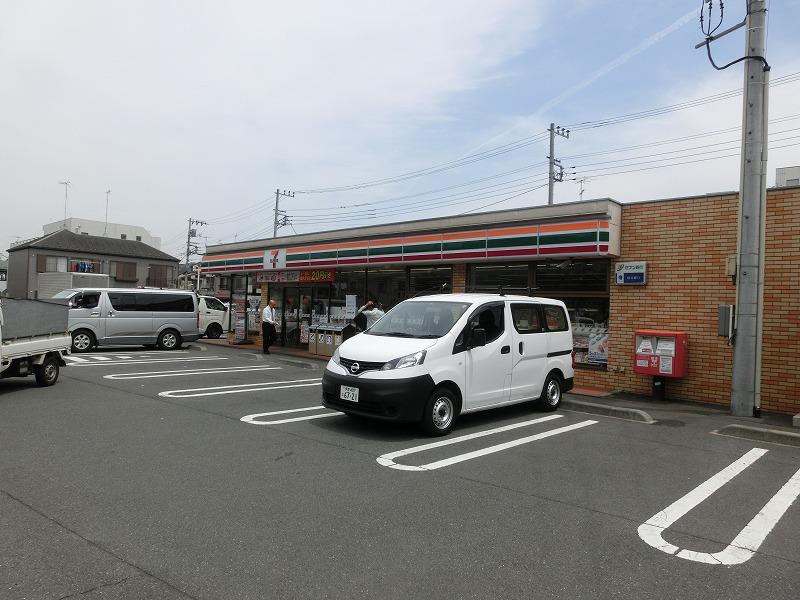 コンビニ　セブンイレブン（コンビニ）まで401m
