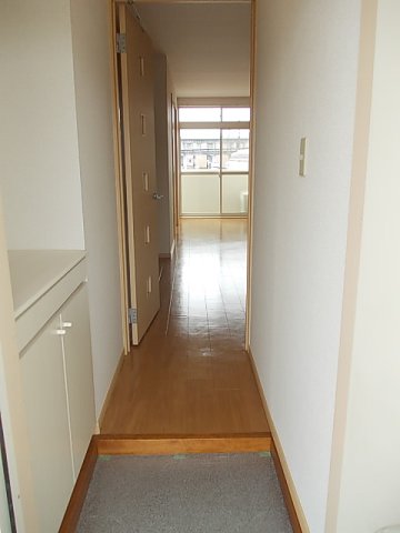 玄関　明るい玄関です