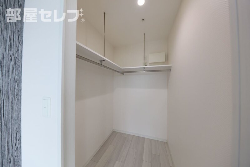 収納　１２０５号室写真